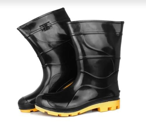 Bota Preta sem Forro (Cano Médio)